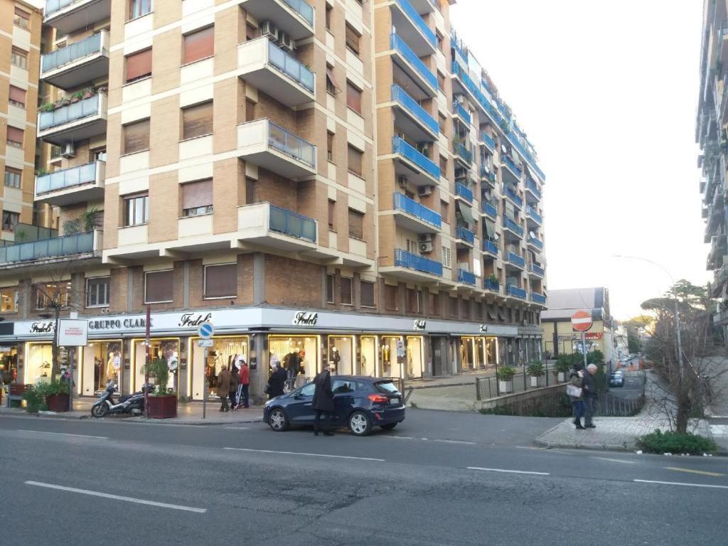 Roma Trastevere Station Exterior photo