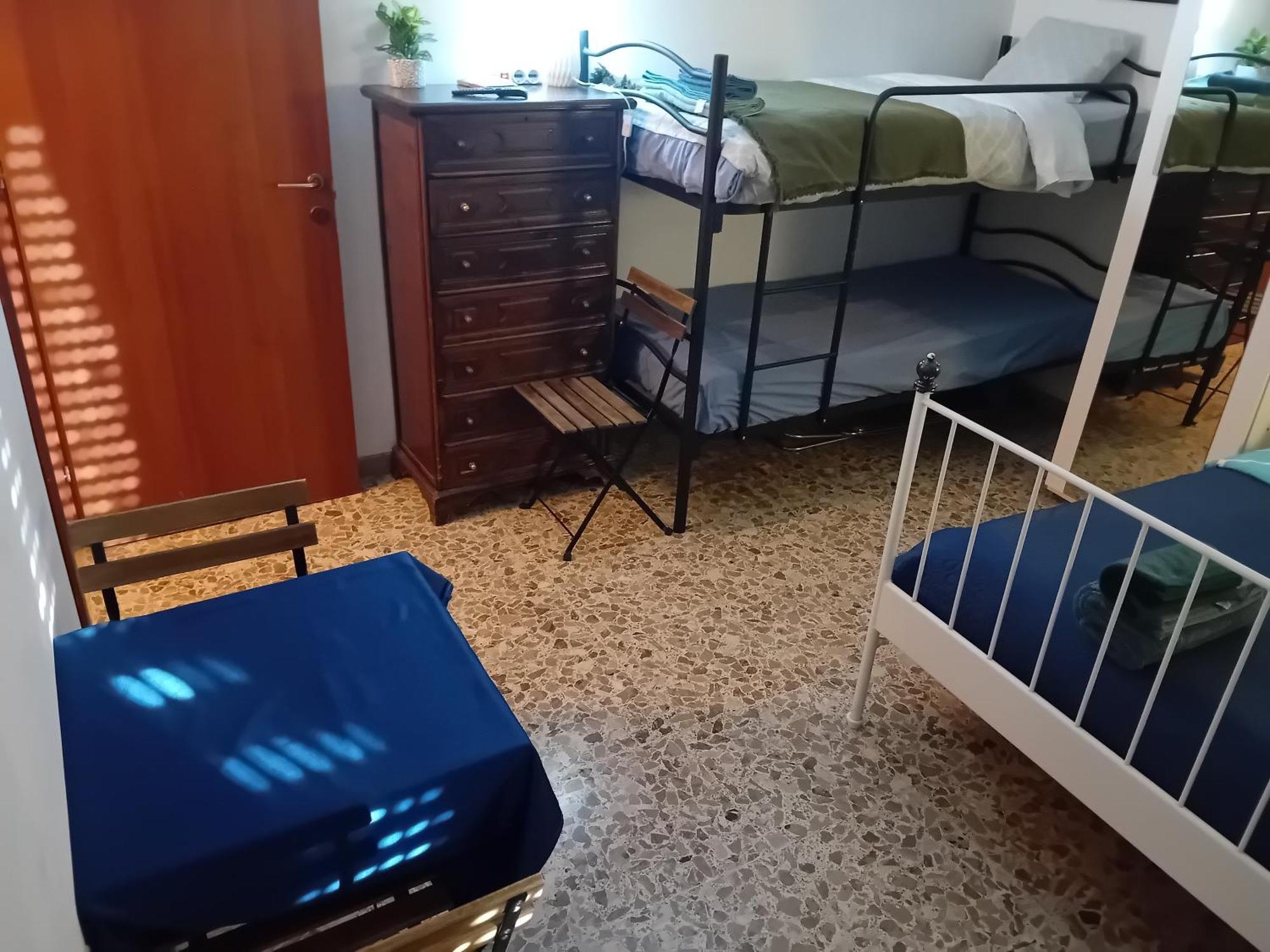 Roma Trastevere Station Room photo